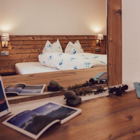 Garni Stefani Hotel Фент Екстериор снимка