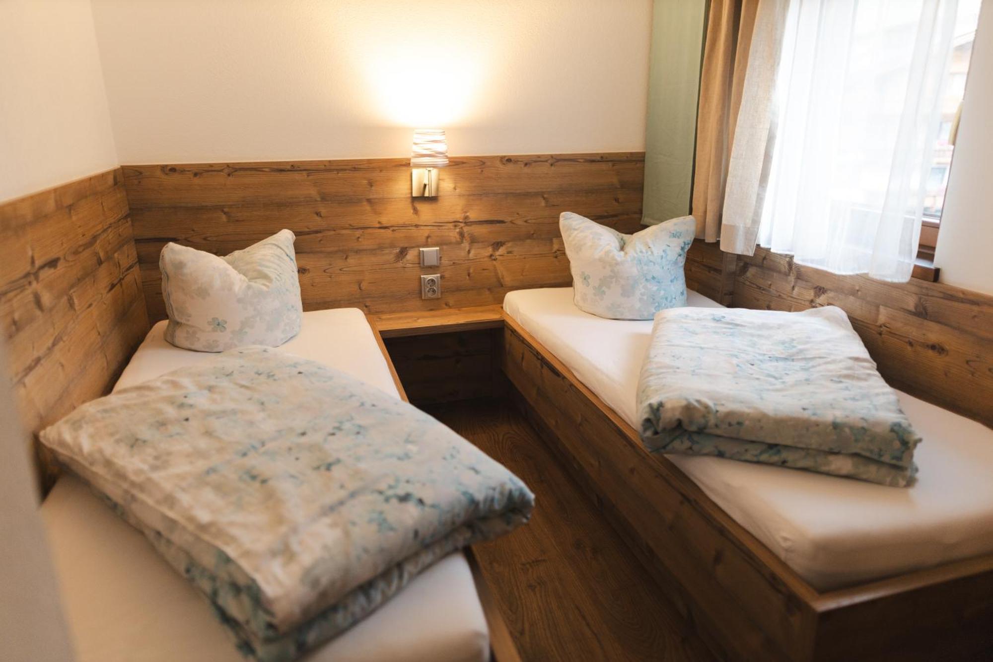 Garni Stefani Hotel Фент Екстериор снимка