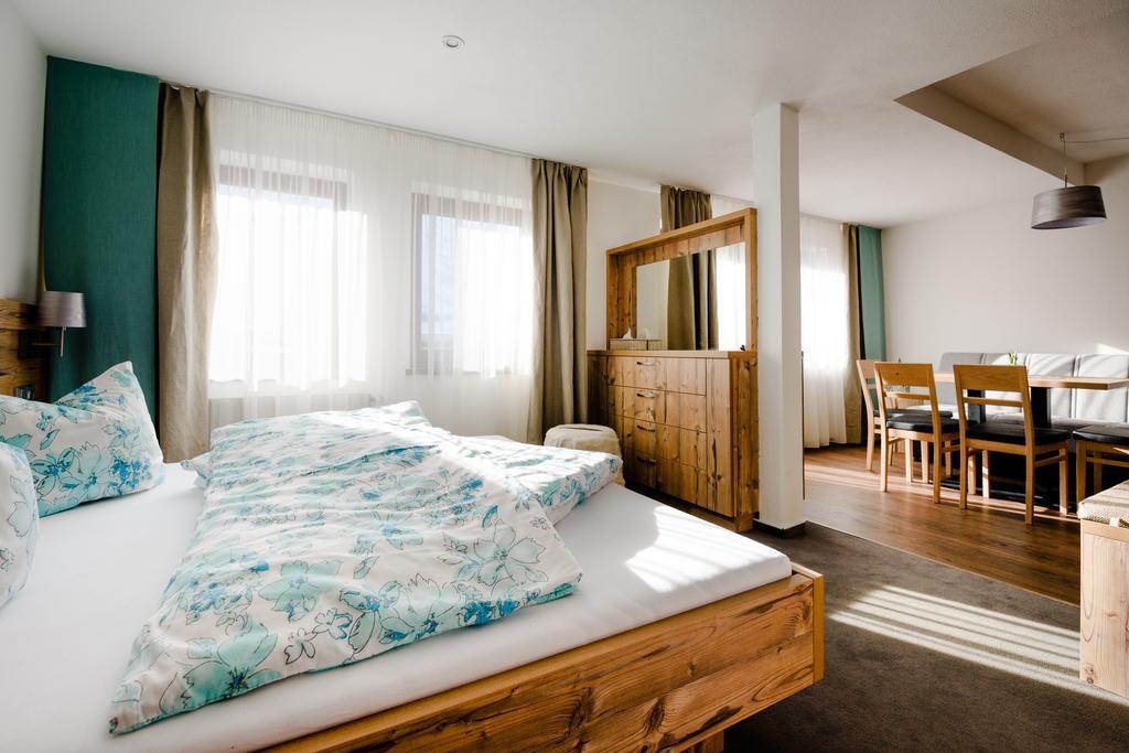Garni Stefani Hotel Фент Екстериор снимка